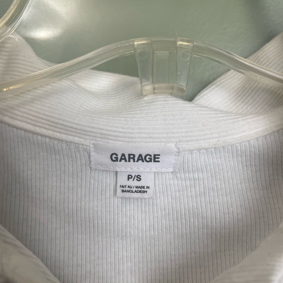 Flattering Shirts - Picture 5 of 9